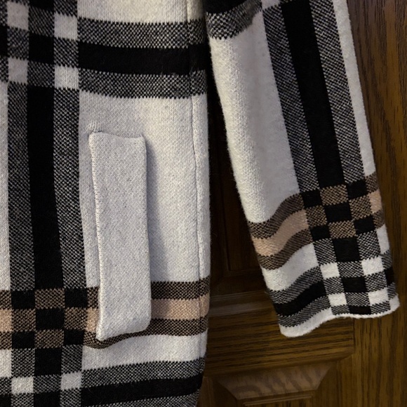 Christian Siriano Plaid Open Cardigan W/Hood - Picture 4 of 5